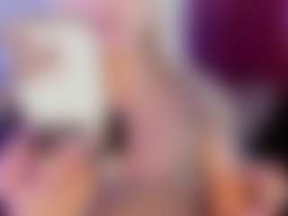 Live cam show with mia-bloom - Brown Eyes Red Hair on TeamSkeetLive