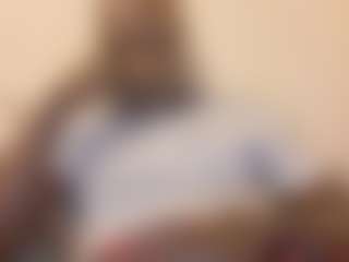 Bozzarella's Live Sex Cam Show