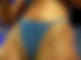Live cam show with mandypeas - Bikini on Stripli.com
