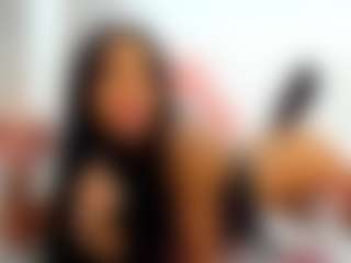 Live cam show with BritneyCharm - Bikini on CamClone