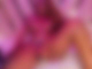 Live cam show with Elaine Brown - Outside on Soda Cam
