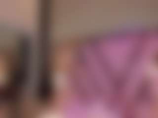 Live cam show with Elaine Brown - Black Blowjob on Sweet Sext