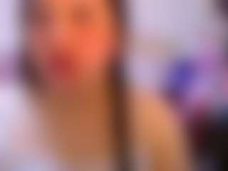 lanaqueen69's Live Sex Cam Show