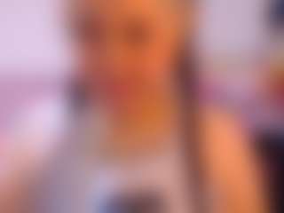 Live cam show with lanaqueen69 - Role Play on AdultVida.com