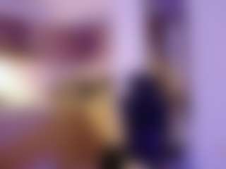 Live cam show with KendallCurkovaa - Smoking on mypornchat.com