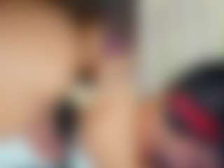 Live cam show with Alessandra-Smith - Wet on Milfs Live