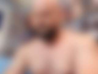 HugeMuscles's Live Sex Cam Show