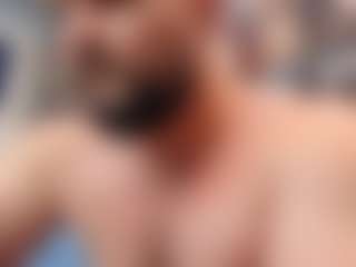 HugeMuscles's Live Sex Cam Show