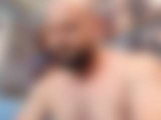 HugeMuscles's Live Sex Cam Show