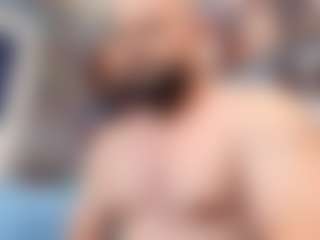 HugeMuscles's Live Sex Cam Show