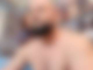 Live-sekscamshow van HugeMuscles