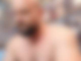 HugeMuscles's Live Sex Cam Show