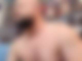 HugeMuscles's Live Sex Cam Show