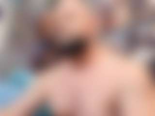 HugeMuscles's Live Sex Cam Show