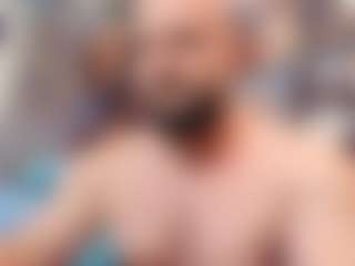 HugeMuscles's Live Sex Cam Show