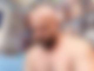 HugeMuscles's Live Sex Cam Show