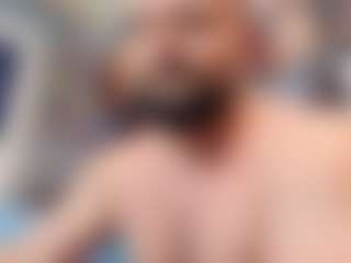 HugeMuscles's Live Sex Cam Show
