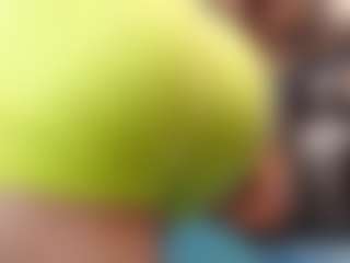 HugeMuscles's Live Sex Cam Show