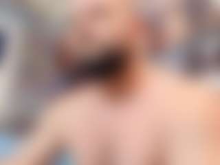 HugeMuscles's Live Sex Cam Show