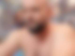 HugeMuscles's Live Sex Cam Show