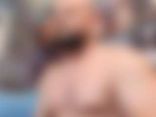HugeMuscles's Live Sex Cam Show