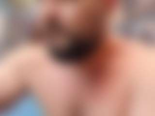 HugeMuscles's Live Sex Cam Show