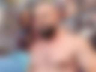 HugeMuscles's Live Sex Cam Show