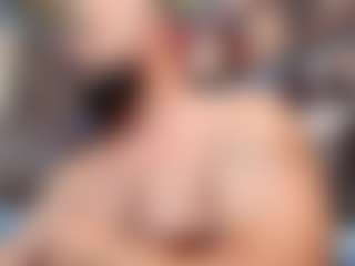 HugeMuscles's Live Sex Cam Show