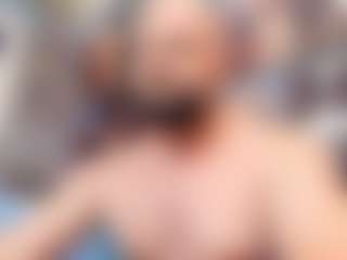 HugeMuscles's Live Sex Cam Show