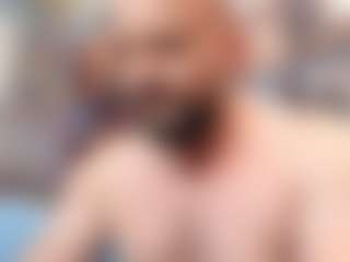 HugeMuscles's Live Sex Cam Show