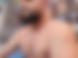 HugeMuscles's Live Sex Cam Show