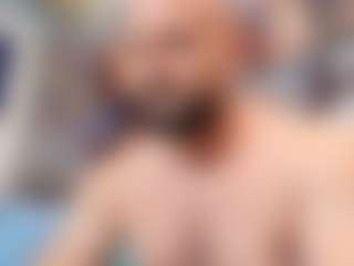HugeMuscles's Live Sex Cam Show
