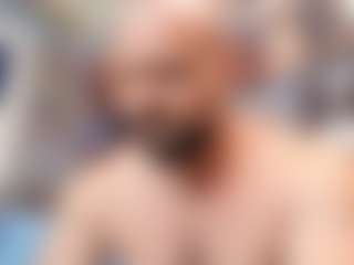 HugeMuscles's Live Sex Cam Show