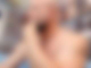 HugeMuscles's Live Sex Cam Show