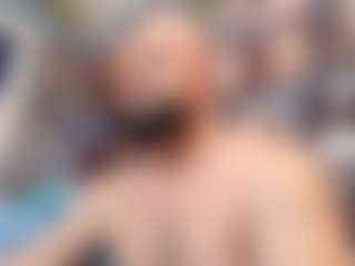 HugeMuscles's Live Sex Cam Show