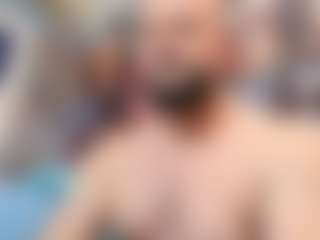 HugeMuscles's Live Sex Cam Show