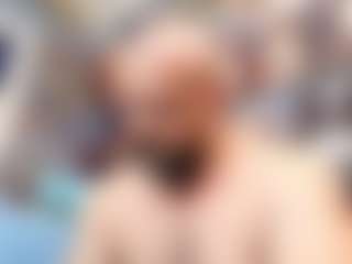 HugeMuscles's Live Sex Cam Show