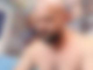 HugeMuscles's Live Sex Cam Show