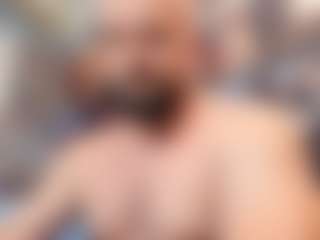 HugeMuscles's Live Sex Cam Show