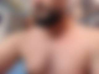 HugeMuscles's Live Sex Cam Show