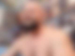 HugeMuscles's Live Sex Cam Show