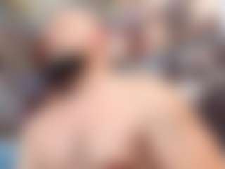 HugeMuscles's Live Sex Cam Show