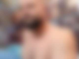HugeMuscles's Live Sex Cam Show