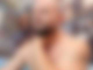 HugeMuscles's Live Sex Cam Show