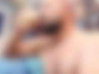 HugeMuscles's Live Sex Cam Show