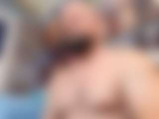HugeMuscles's Live Sex Cam Show
