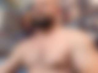 HugeMuscles's Live Sex Cam Show