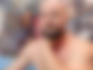 HugeMuscles's Live Sex Cam Show