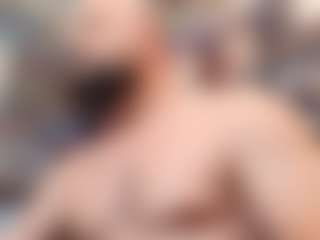 HugeMuscles's Live Sex Cam Show