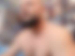 HugeMuscles's Live Sex Cam Show